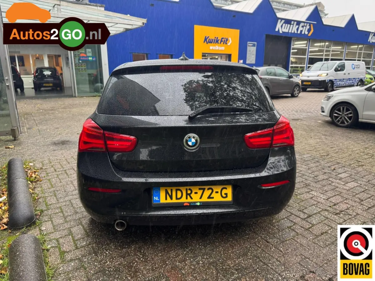 118i Corporate Lease I Automaat I leder I parkeersensoren I Navi I leder I rijklaar I