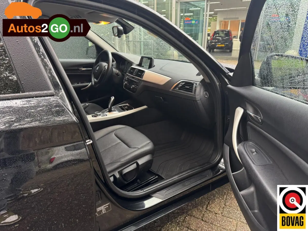 118i Corporate Lease I Automaat I leder I parkeersensoren I Navi I leder I rijklaar I