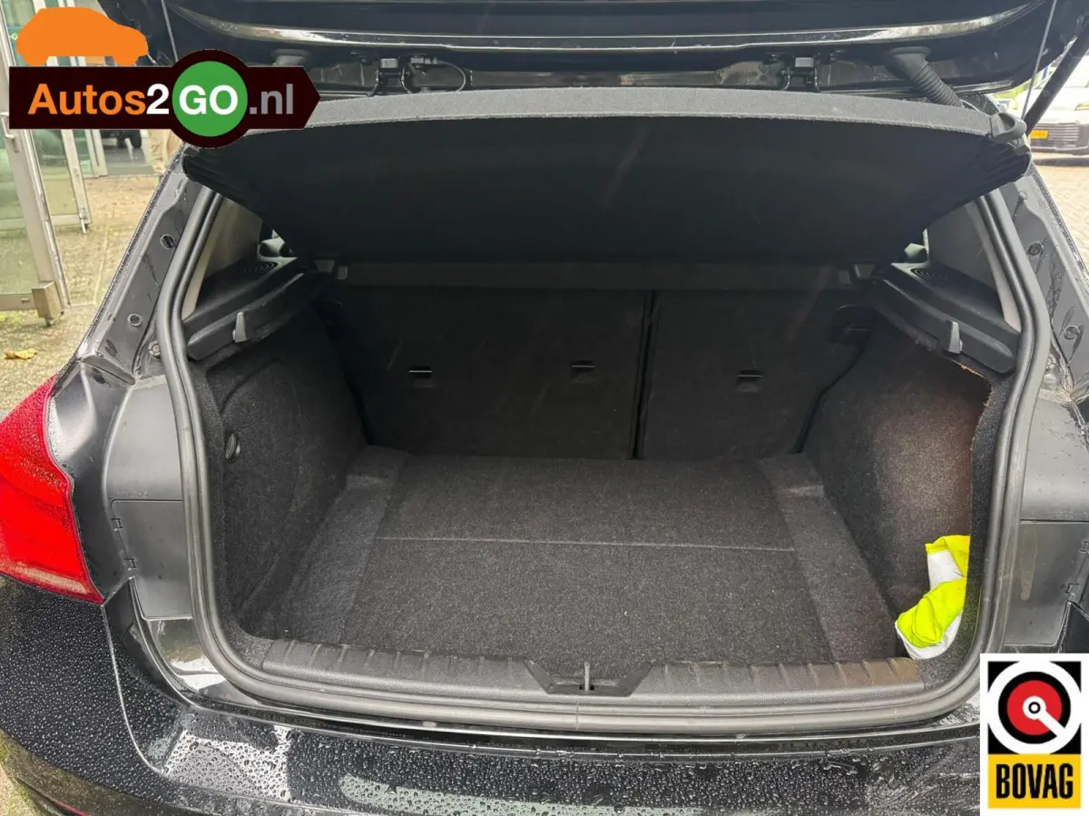 118i Corporate Lease I Automaat I leder I parkeersensoren I Navi I leder I rijklaar I