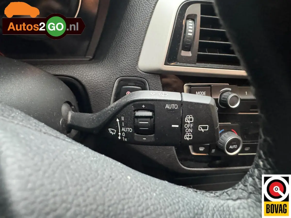 118i Corporate Lease I Automaat I leder I parkeersensoren I Navi I leder I rijklaar I