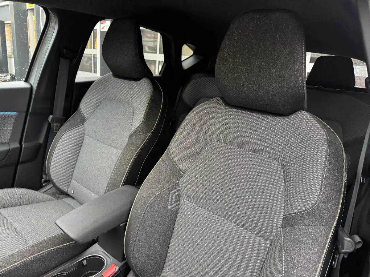 1.8 E-Tech full hybrid 160 Techno+Pack Winter!!