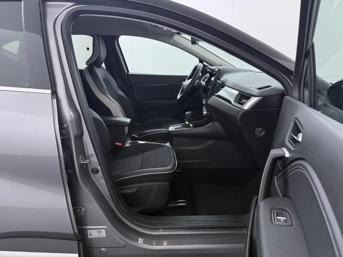 E-Tech full hybrid 145 techno | Groot Navi | Parkeercamera | Climate Control |