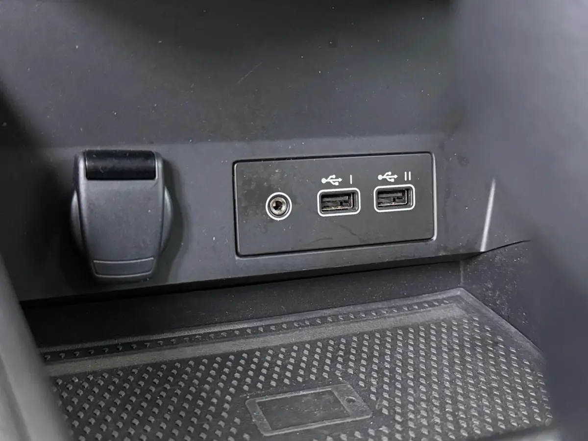 E-Tech full hybrid 145 techno | Groot Navi | Parkeercamera | Climate Control |