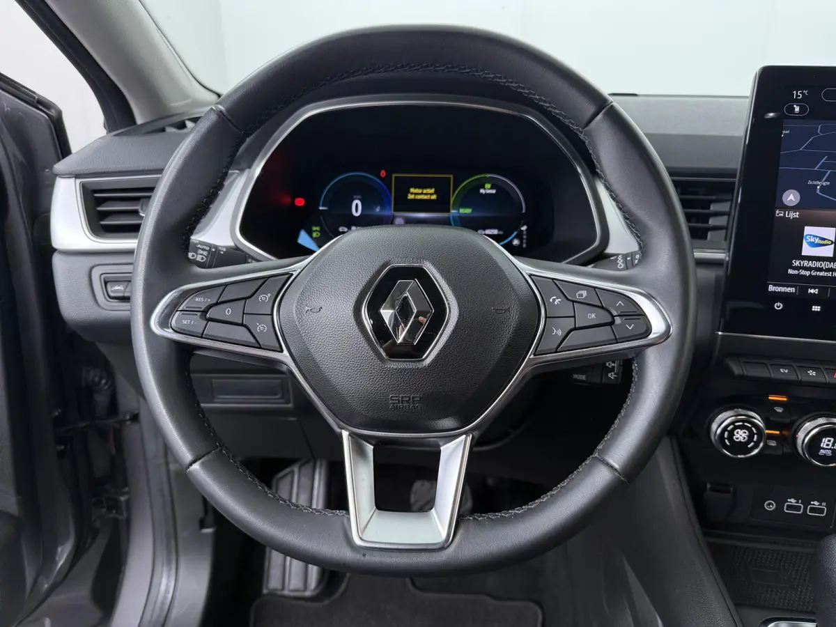 E-Tech full hybrid 145 techno | Groot Navi | Parkeercamera | Climate Control |