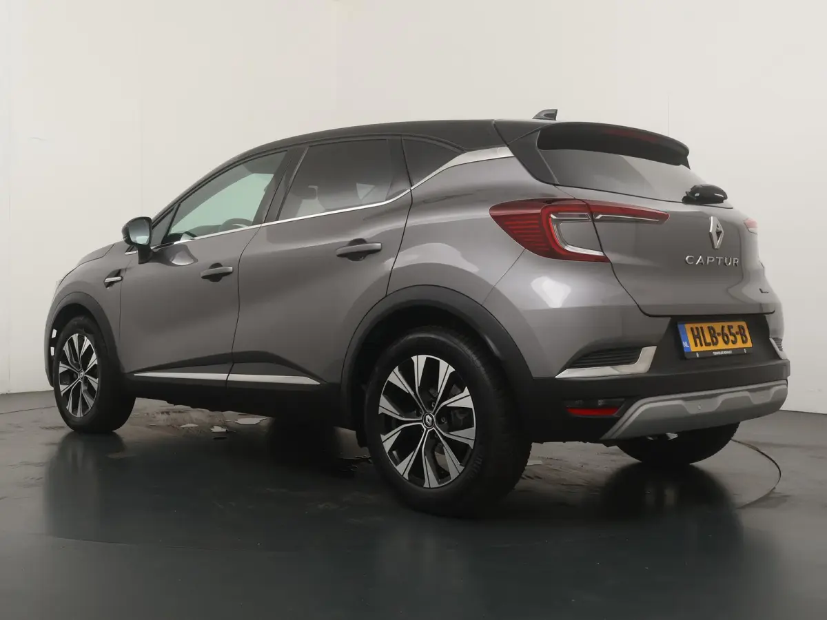 E-Tech full hybrid 145 techno | Groot Navi | Parkeercamera | Climate Control |