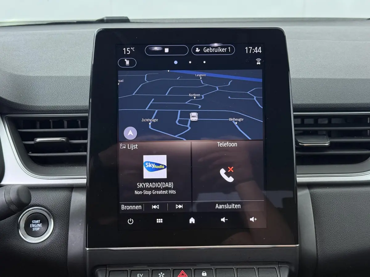 E-Tech full hybrid 145 techno | Groot Navi | Parkeercamera | Climate Control |