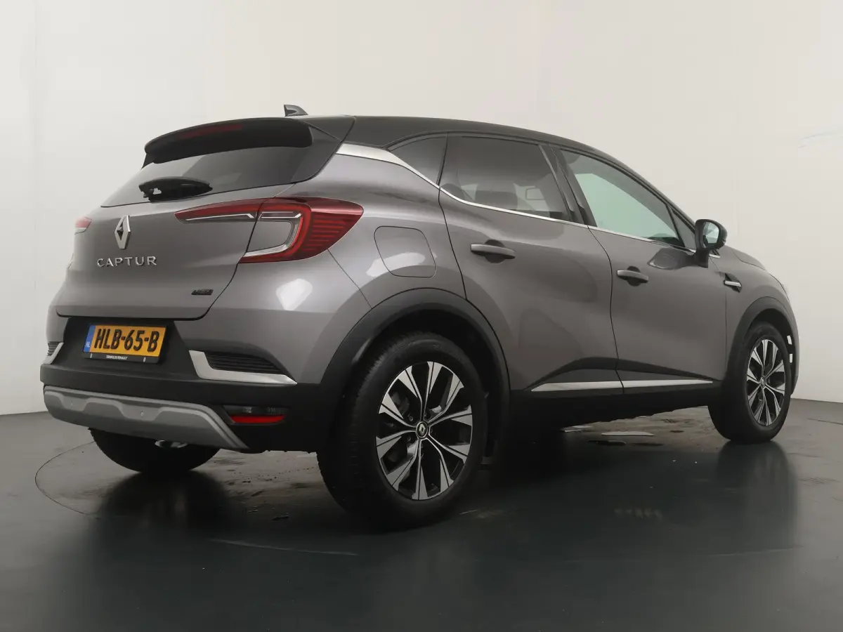 E-Tech full hybrid 145 techno | Groot Navi | Parkeercamera | Climate Control |
