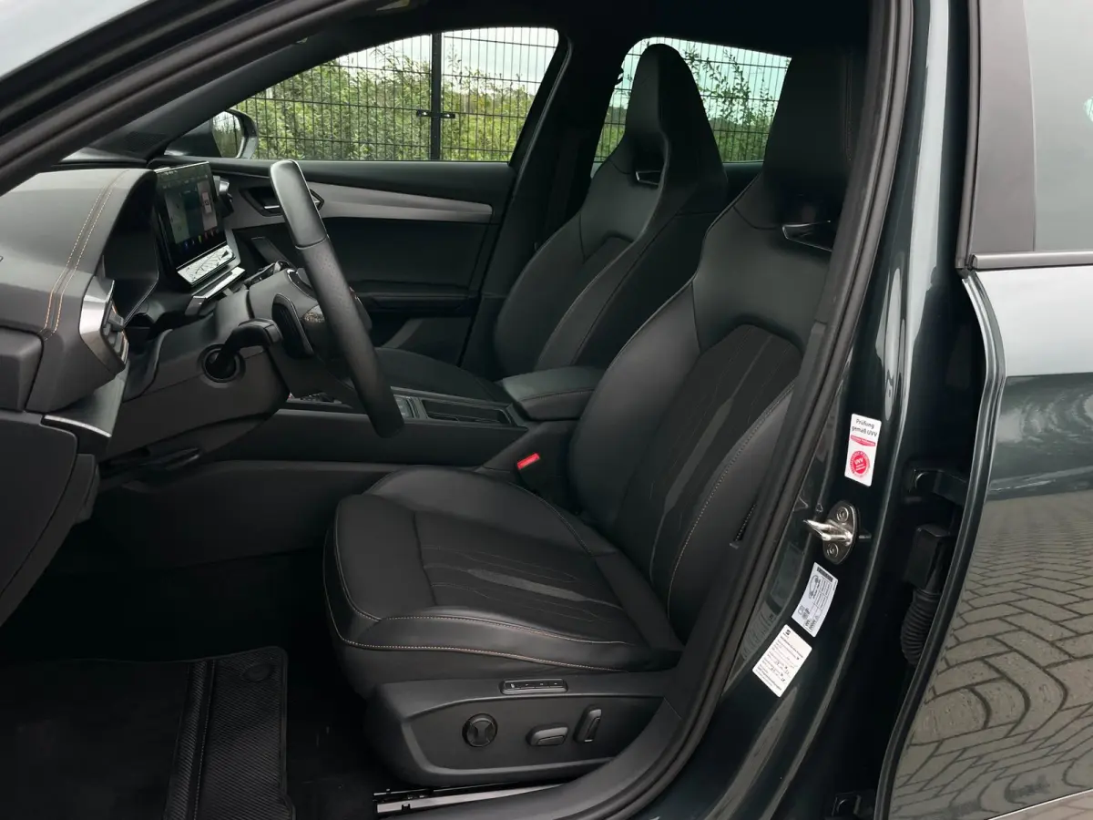 1.4 e-Hybrid Business | CarPlay | Stoel-/ stuurverwarming | Dealer onderhouden