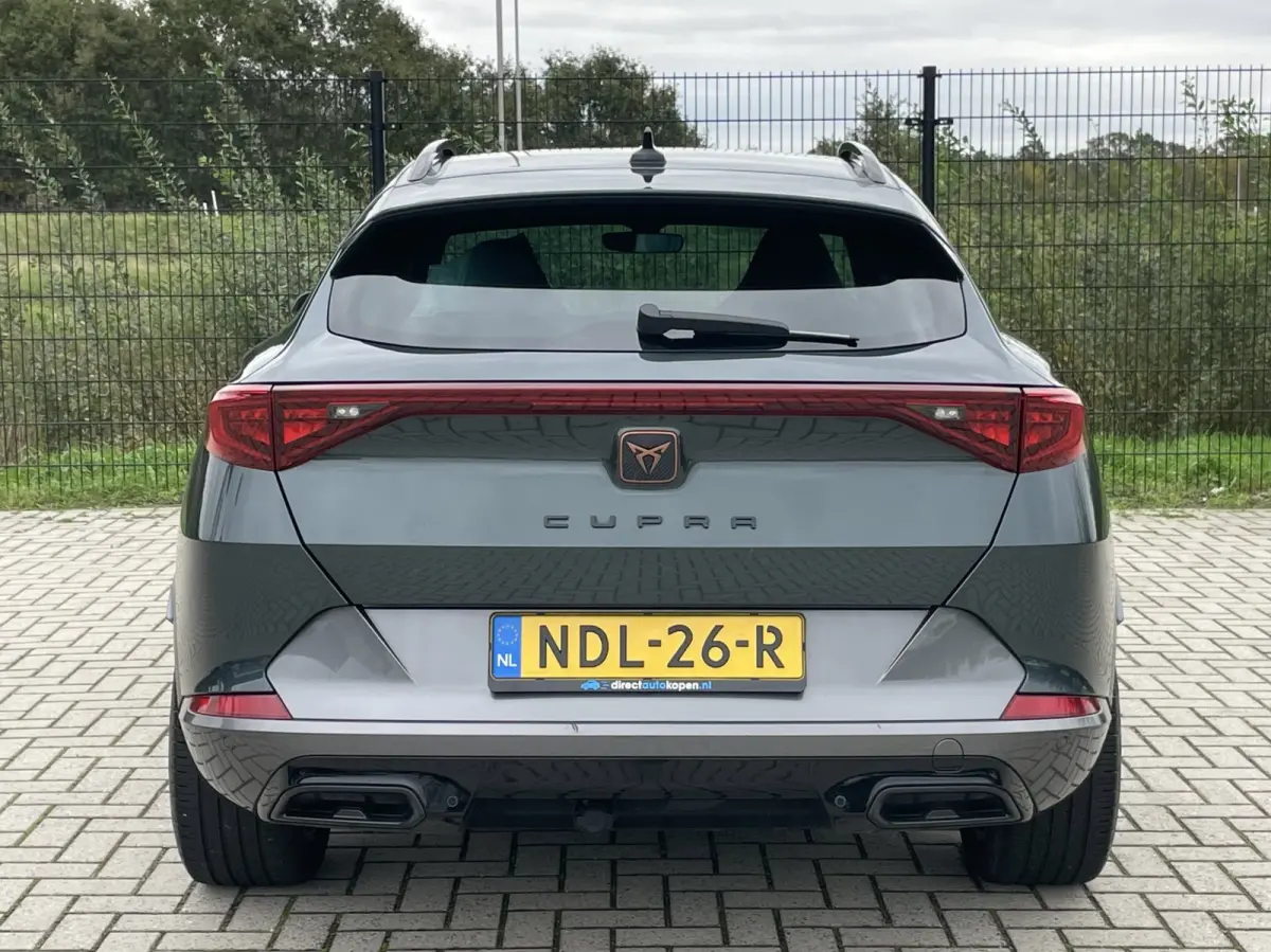 1.4 e-Hybrid Business | CarPlay | Stoel-/ stuurverwarming | Dealer onderhouden
