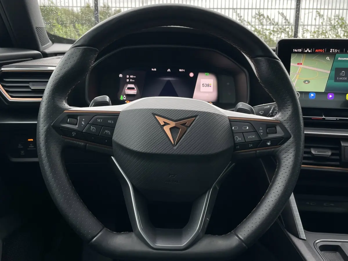 1.4 e-Hybrid Business | CarPlay | Stoel-/ stuurverwarming | Dealer onderhouden