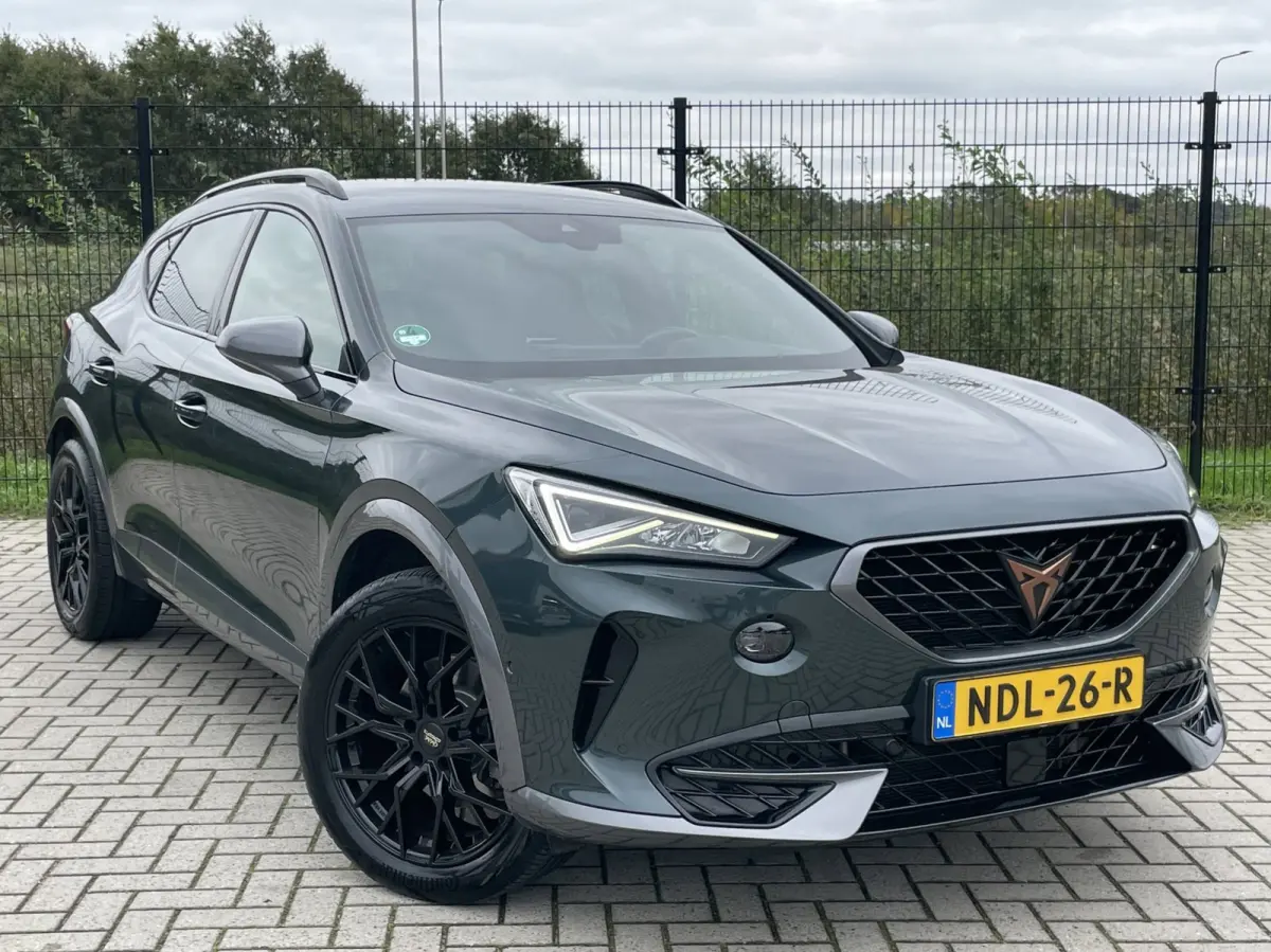1.4 e-Hybrid Business | CarPlay | Stoel-/ stuurverwarming | Dealer onderhouden