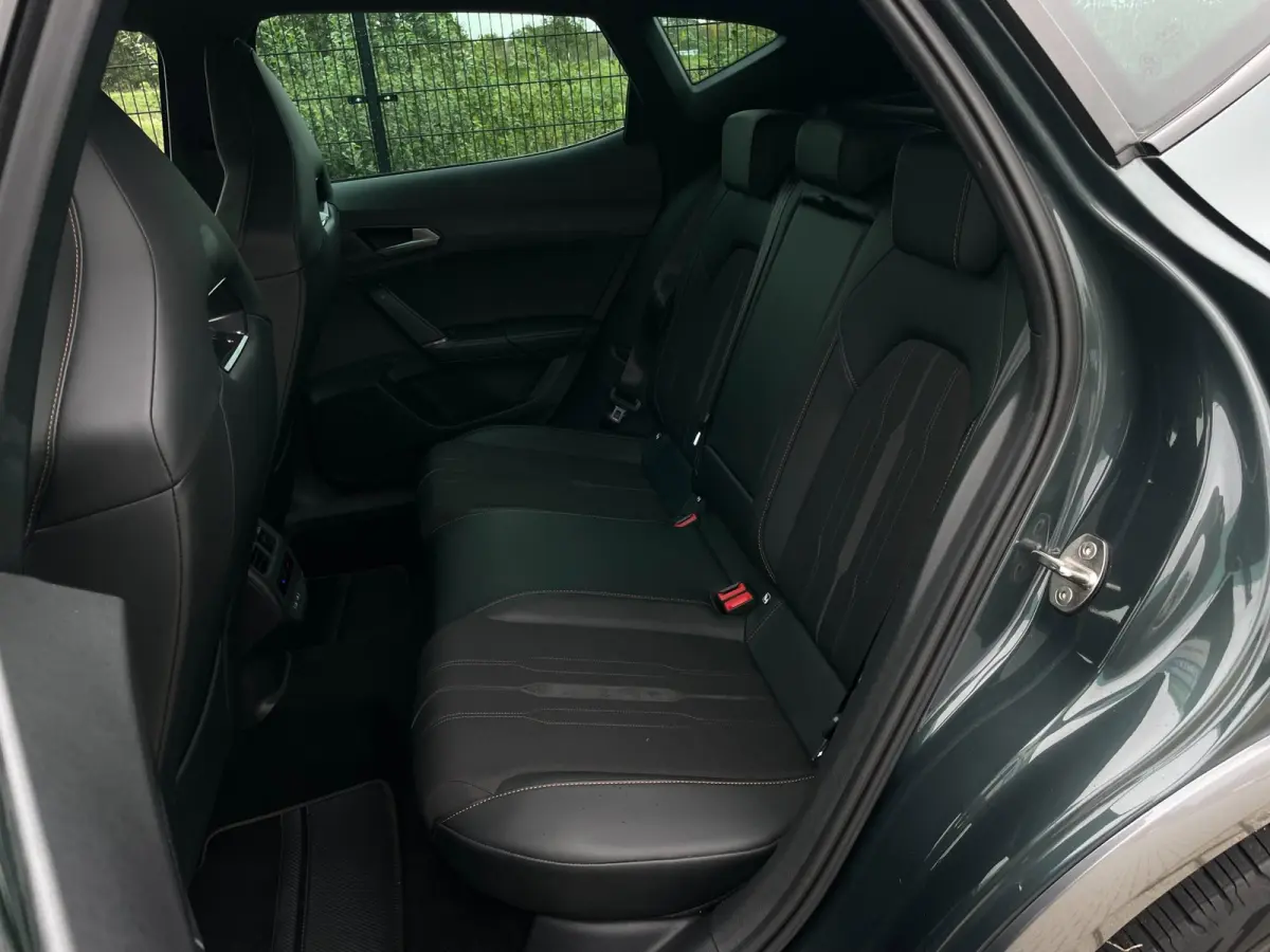 1.4 e-Hybrid Business | CarPlay | Stoel-/ stuurverwarming | Dealer onderhouden