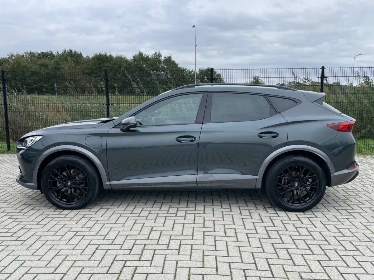 1.4 e-Hybrid Business | CarPlay | Stoel-/ stuurverwarming | Dealer onderhouden
