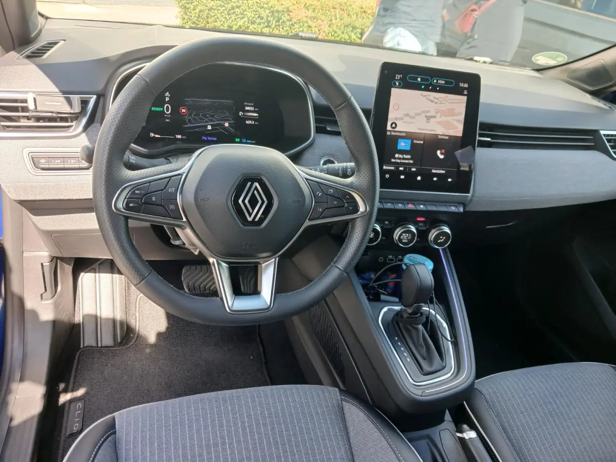 techno full hybrid E-Tech 145 | Groot Navi | Stoel- & stuurverw. |