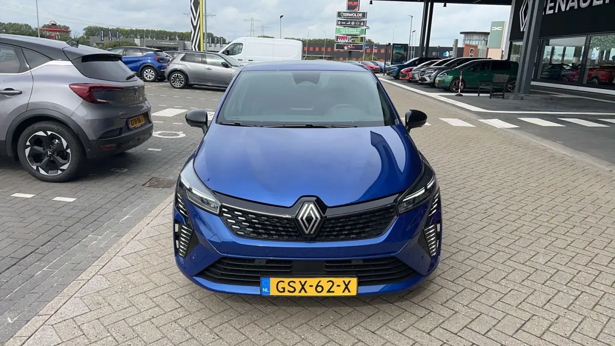 techno full hybrid E-Tech 145 | adaptieve cruise control | stoel- & stuurverw. | groot navigatie |