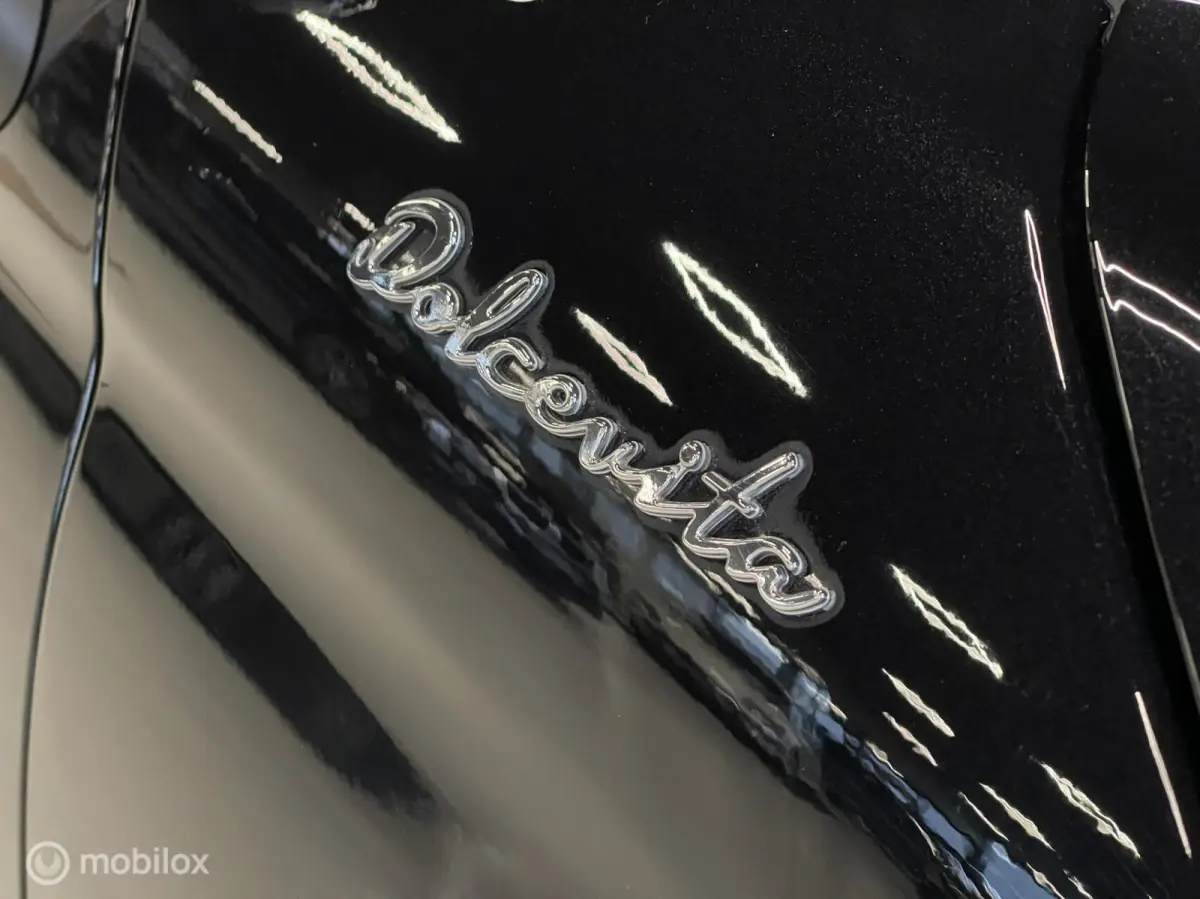 1.0 Hybrid Dolcevita | 3.056 KM | Digitaal Dashboard | Glazen Dak | 16” LM | Cruise