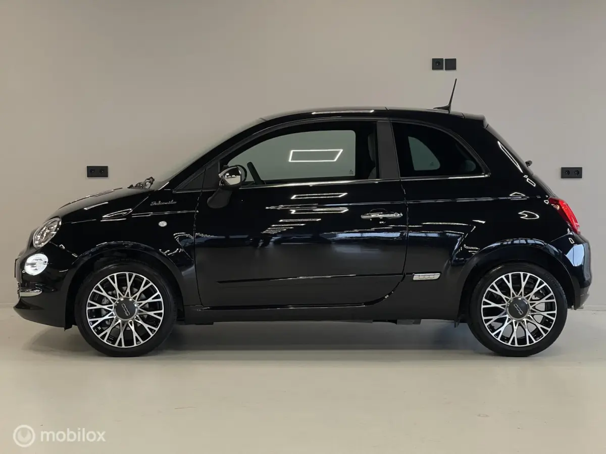 1.0 Hybrid Dolcevita | 3.056 KM | Digitaal Dashboard | Glazen Dak | 16” LM | Cruise