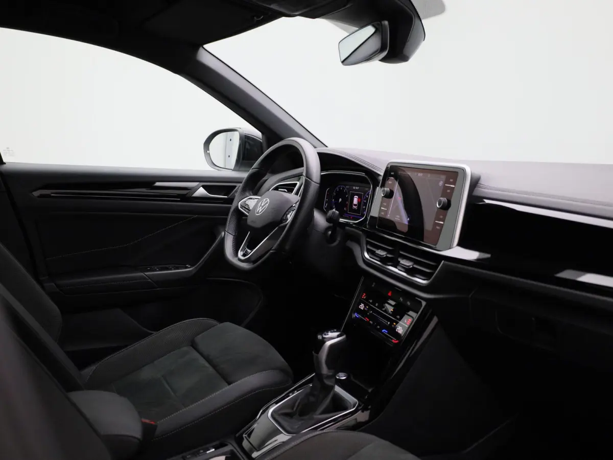 1.5 TSI R-Line | 150PK | AUTOMAAT | NAVIGATIE | CAMERA | STOELVERWARMING | CLIMATE CONTROL |