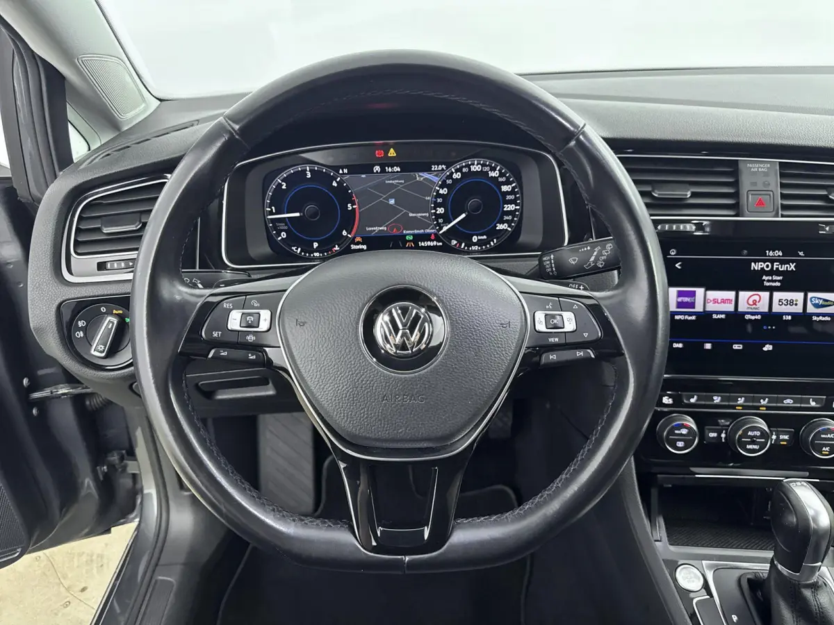 1.6 TDI Highline | CAMERA | STOELVERWARMING | PARKEERSENSOREN V+A | DODEHOEK DETECTIE | DIGITAAL DASHBOARD | CLIMATE CONTROL | LED | ERGONOMISCH STOEL | APPLE CARPLAY / ANDROID AUTO |
