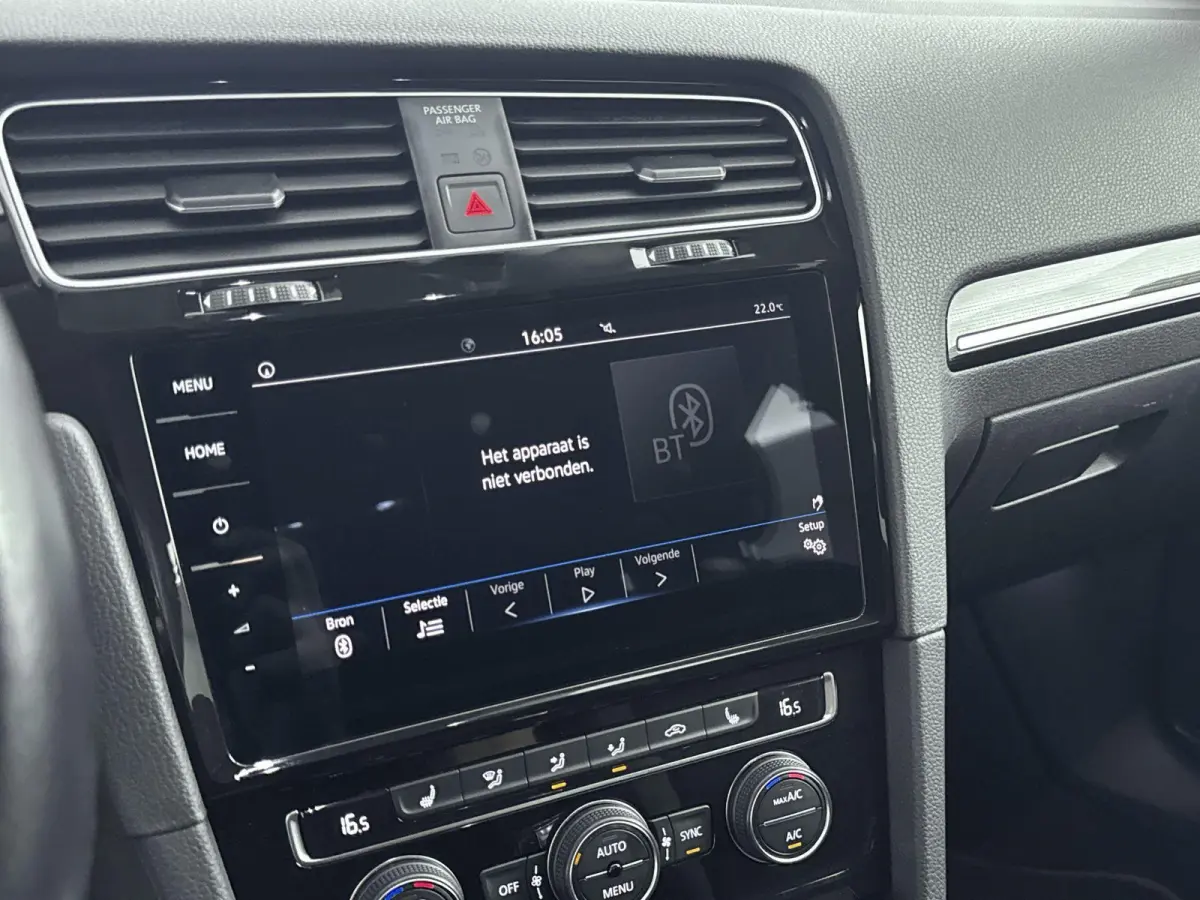 1.6 TDI Highline | CAMERA | STOELVERWARMING | PARKEERSENSOREN V+A | DODEHOEK DETECTIE | DIGITAAL DASHBOARD | CLIMATE CONTROL | LED | ERGONOMISCH STOEL | APPLE CARPLAY / ANDROID AUTO |