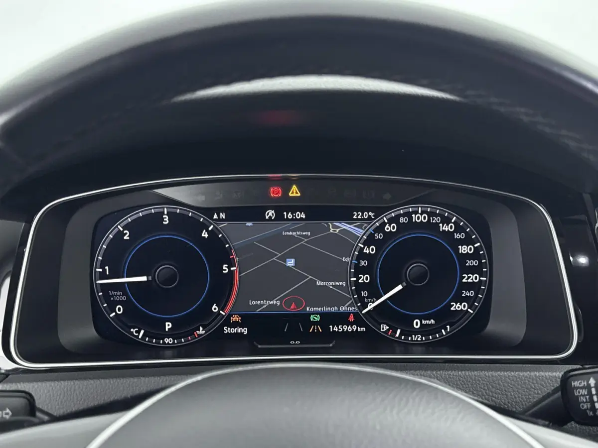 1.6 TDI Highline | CAMERA | STOELVERWARMING | PARKEERSENSOREN V+A | DODEHOEK DETECTIE | DIGITAAL DASHBOARD | CLIMATE CONTROL | LED | ERGONOMISCH STOEL | APPLE CARPLAY / ANDROID AUTO |