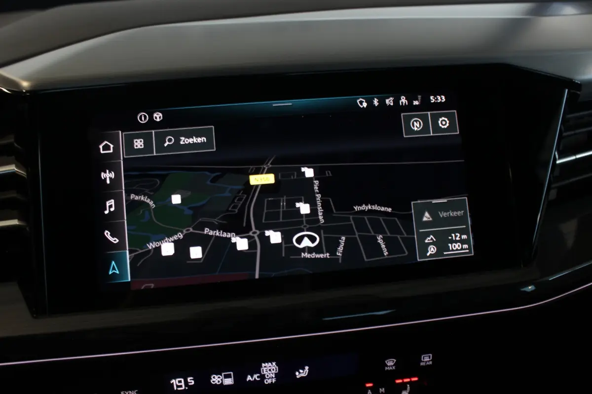40 Launch Edition S-Line Competition 77 kWh (SOH 92%) Carplay | Adapt. Cruise | Stoelverw. | Camera | Adapt. Demping | 21" LMV | PDC V+A