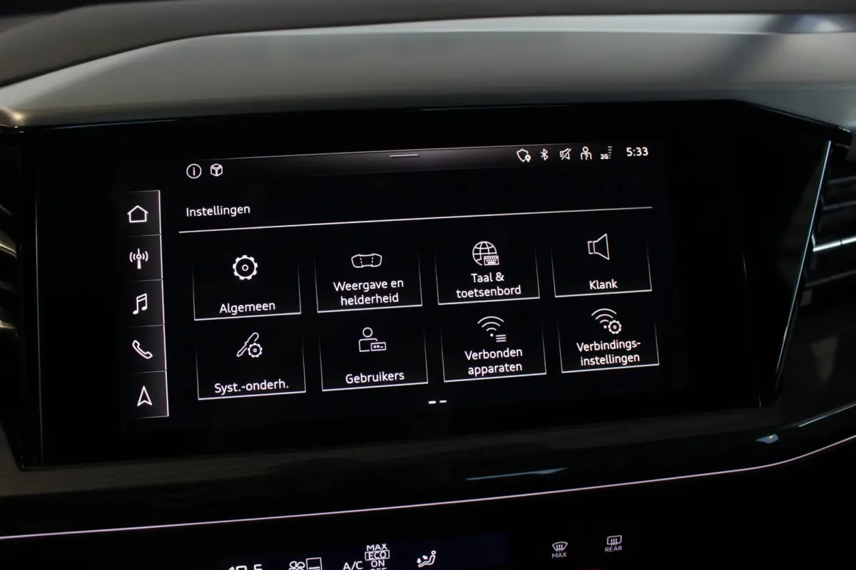 40 Launch Edition S-Line Competition 77 kWh (SOH 92%) Carplay | Adapt. Cruise | Stoelverw. | Camera | Adapt. Demping | 21" LMV | PDC V+A