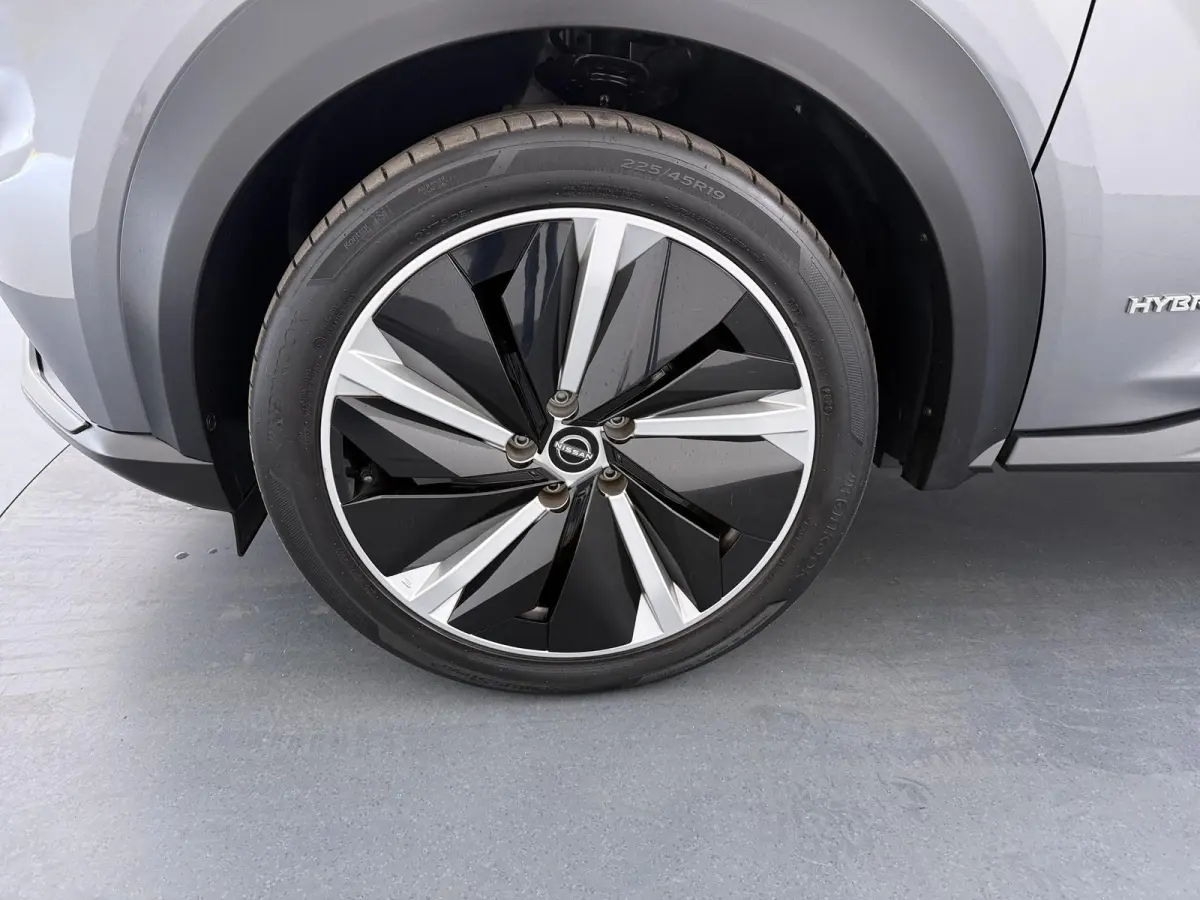 1.6 Hybrid N-Design | Stoel-, Stuur- & Voorruitverw. | | Parkeercamera | Navigatie |