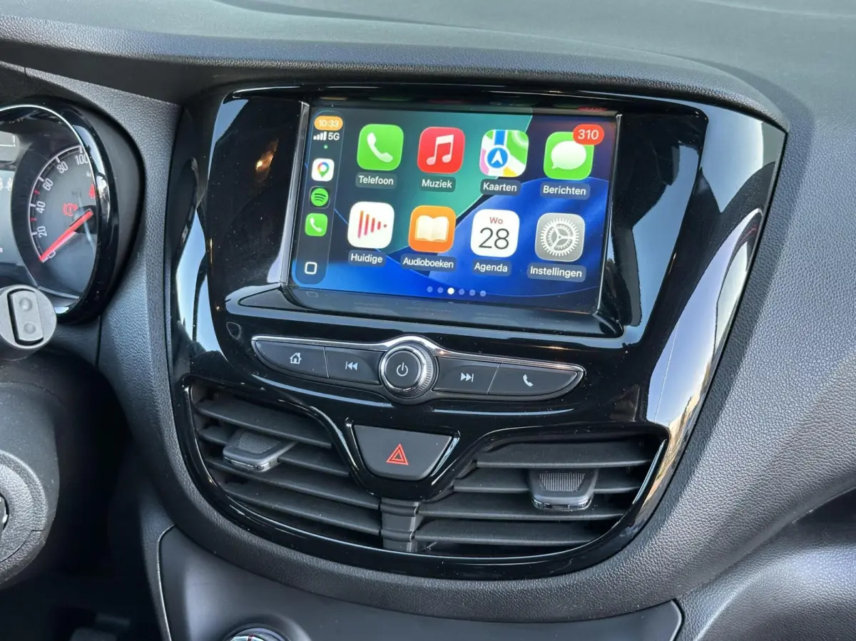 1.0 Online Edition Carplay, stuurverwarming!