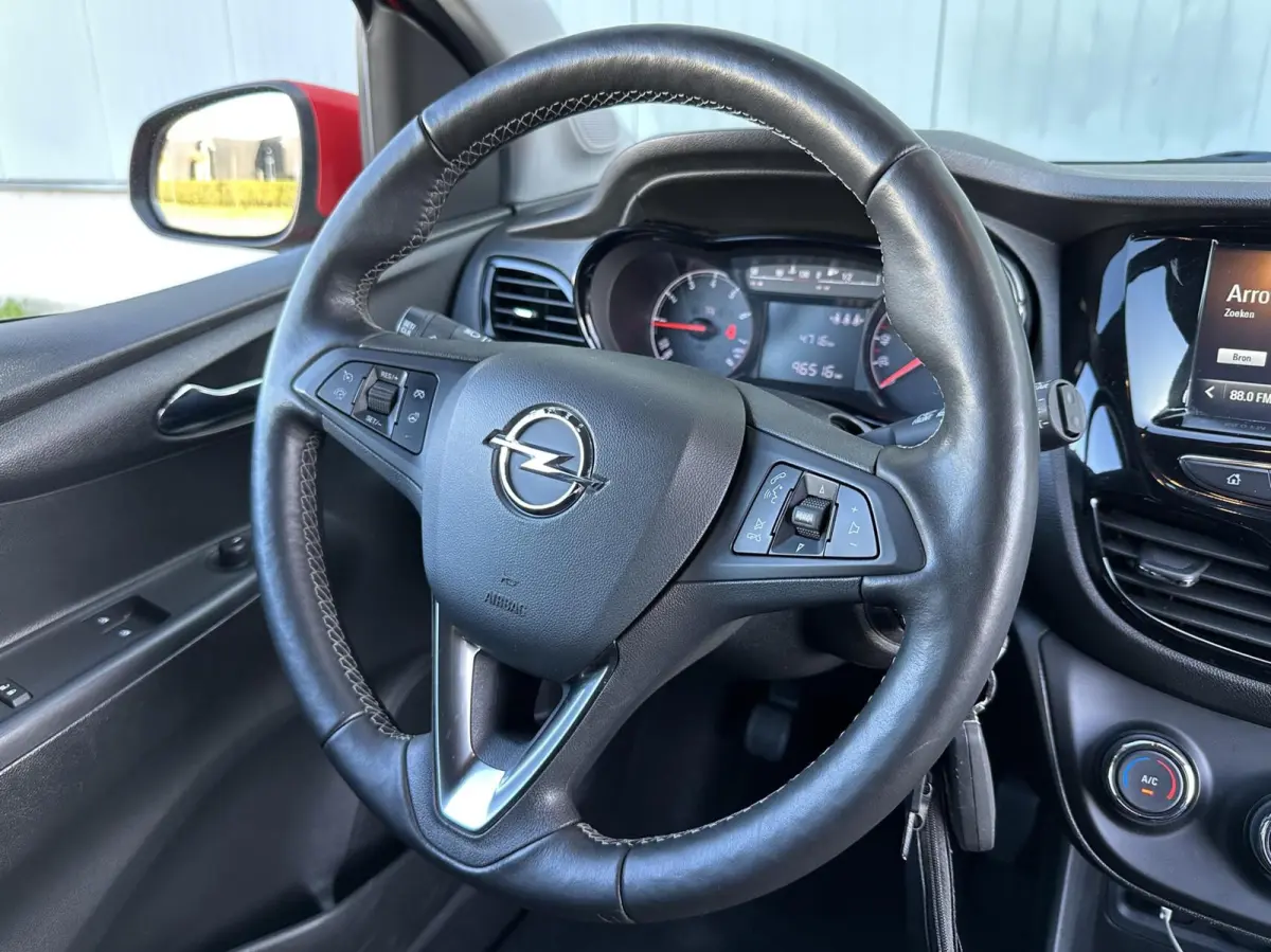 1.0 Online Edition Carplay, stuurverwarming!