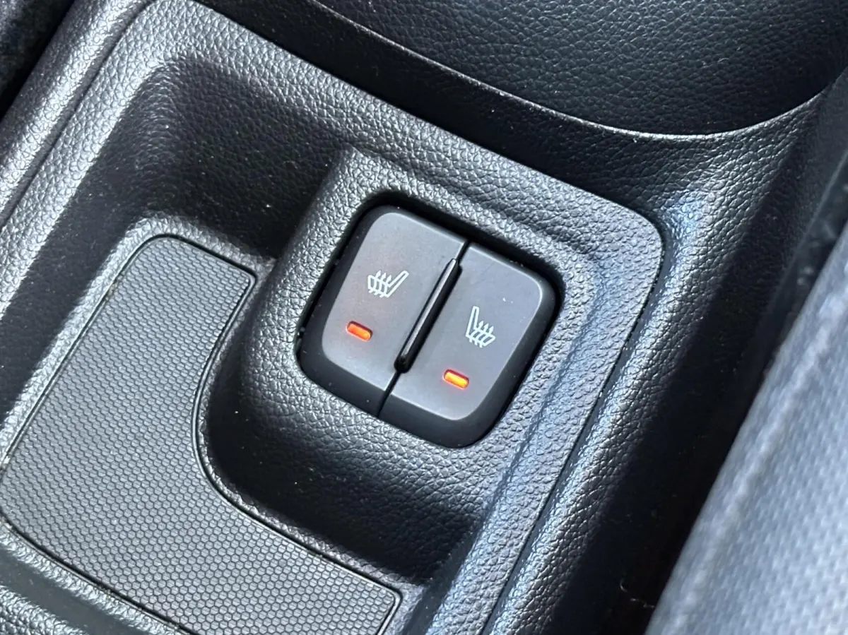 1.0 Online Edition Carplay, stuurverwarming!