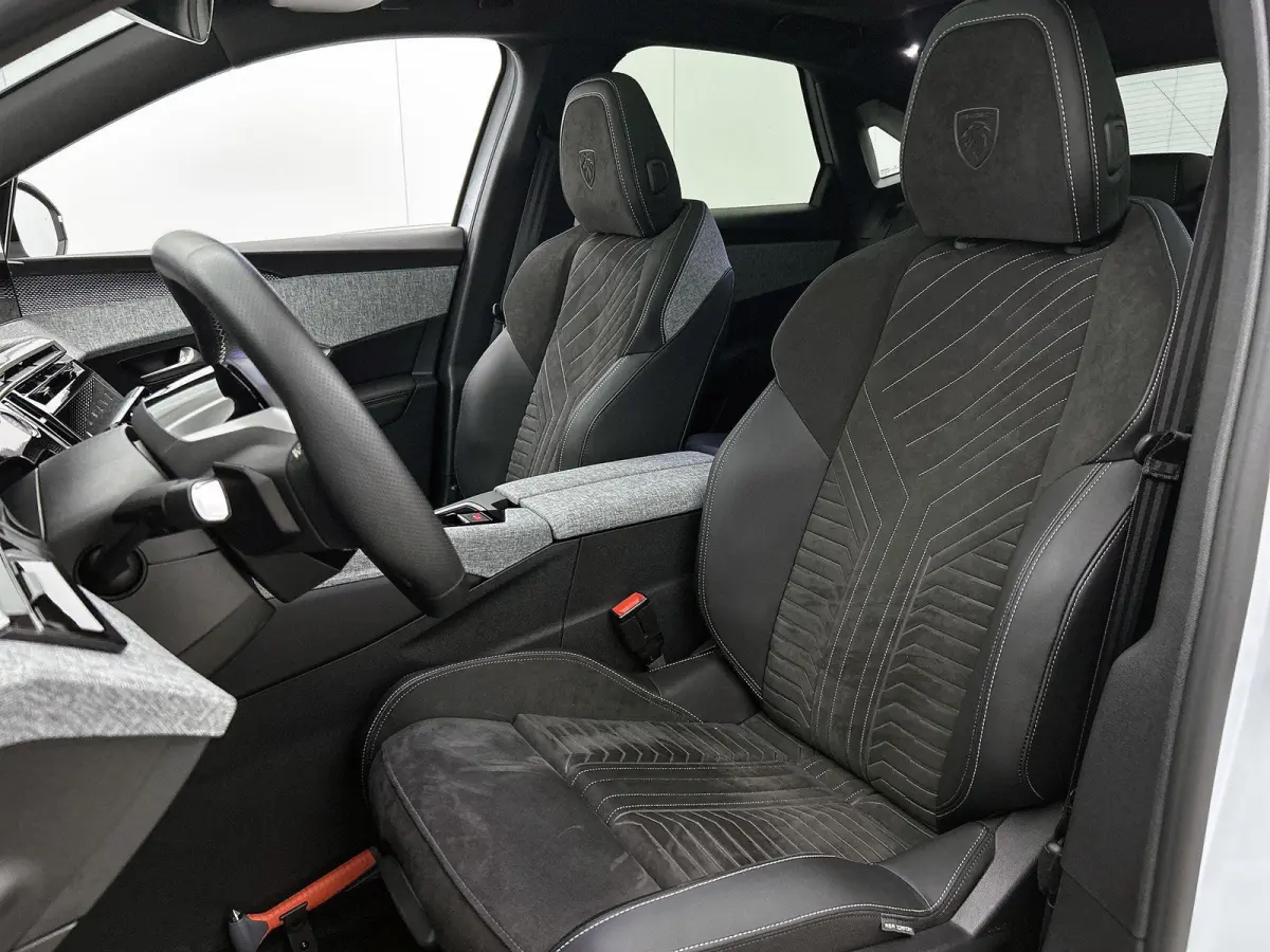 Launch Edition 325pk Dual Motor 73 kWh Automaat | Tot 8 Jaar Garantie | 490km WLTP Actieradius | Navigatie | Panoramisch schuif-kanteldak | 360° camera | Lederen AGR stoel elektrisch+geheug