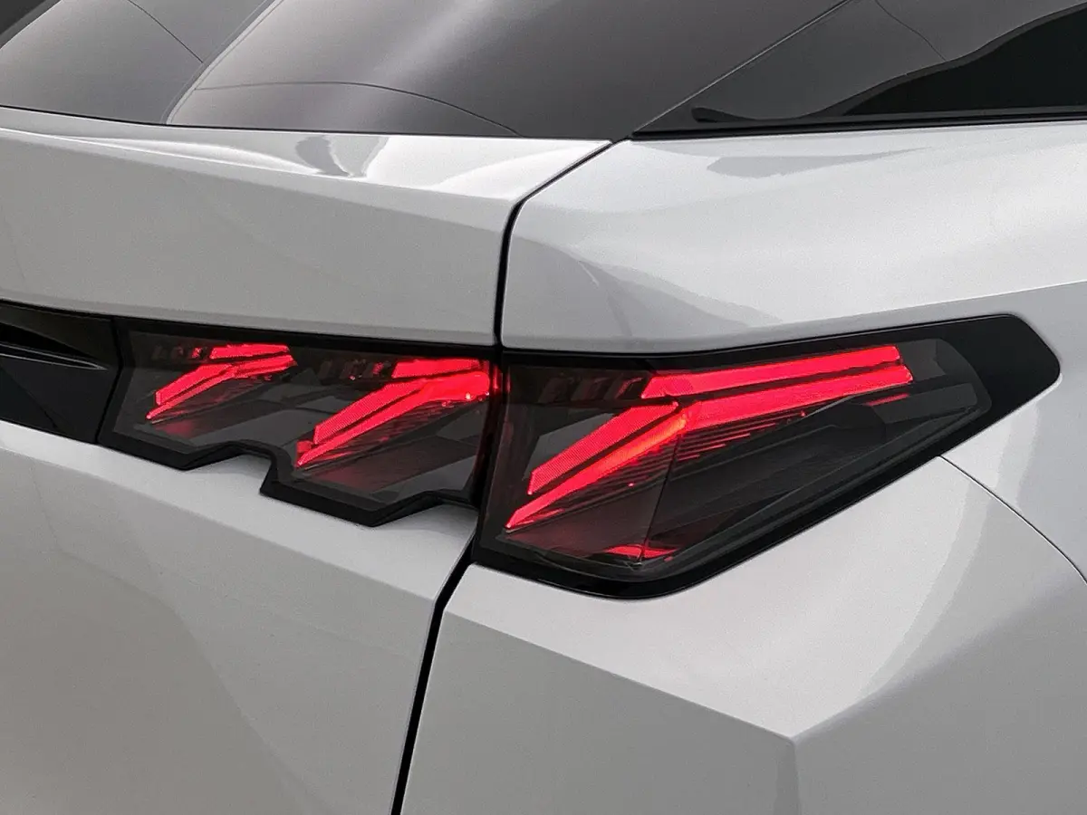 Launch Edition 325pk Dual Motor 73 kWh Automaat | Tot 8 Jaar Garantie | 490km WLTP Actieradius | Navigatie | Panoramisch schuif-kanteldak | 360° camera | Lederen AGR stoel elektrisch+geheug