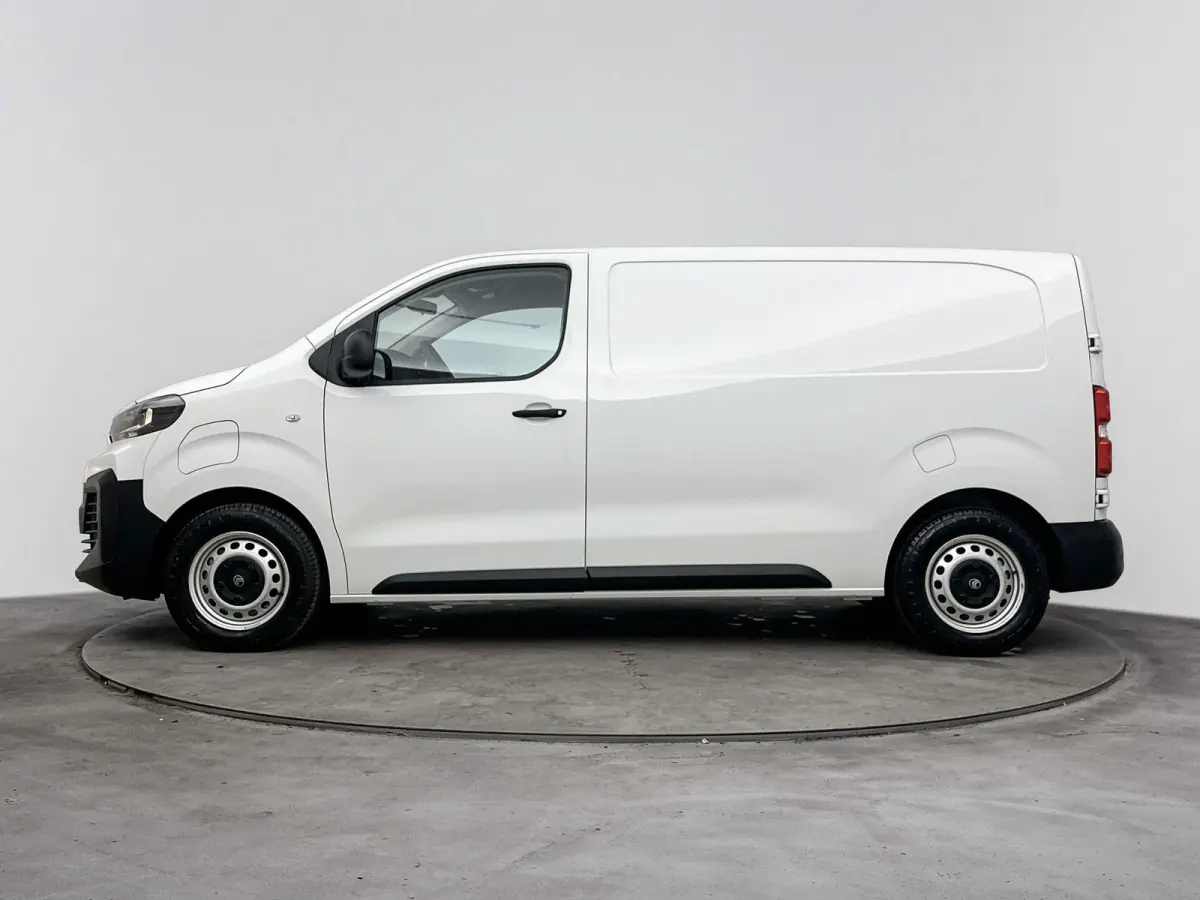 L2 136 75 kWh | 3 Zitplaatsen | Airco | Cruise Control | Bluetooth