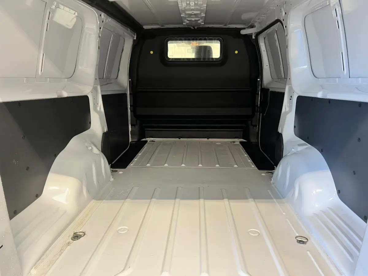 L3H1 Edition 50 kWh Navigatie Apple Carplay Parkeersensoren Cruise Control Airco