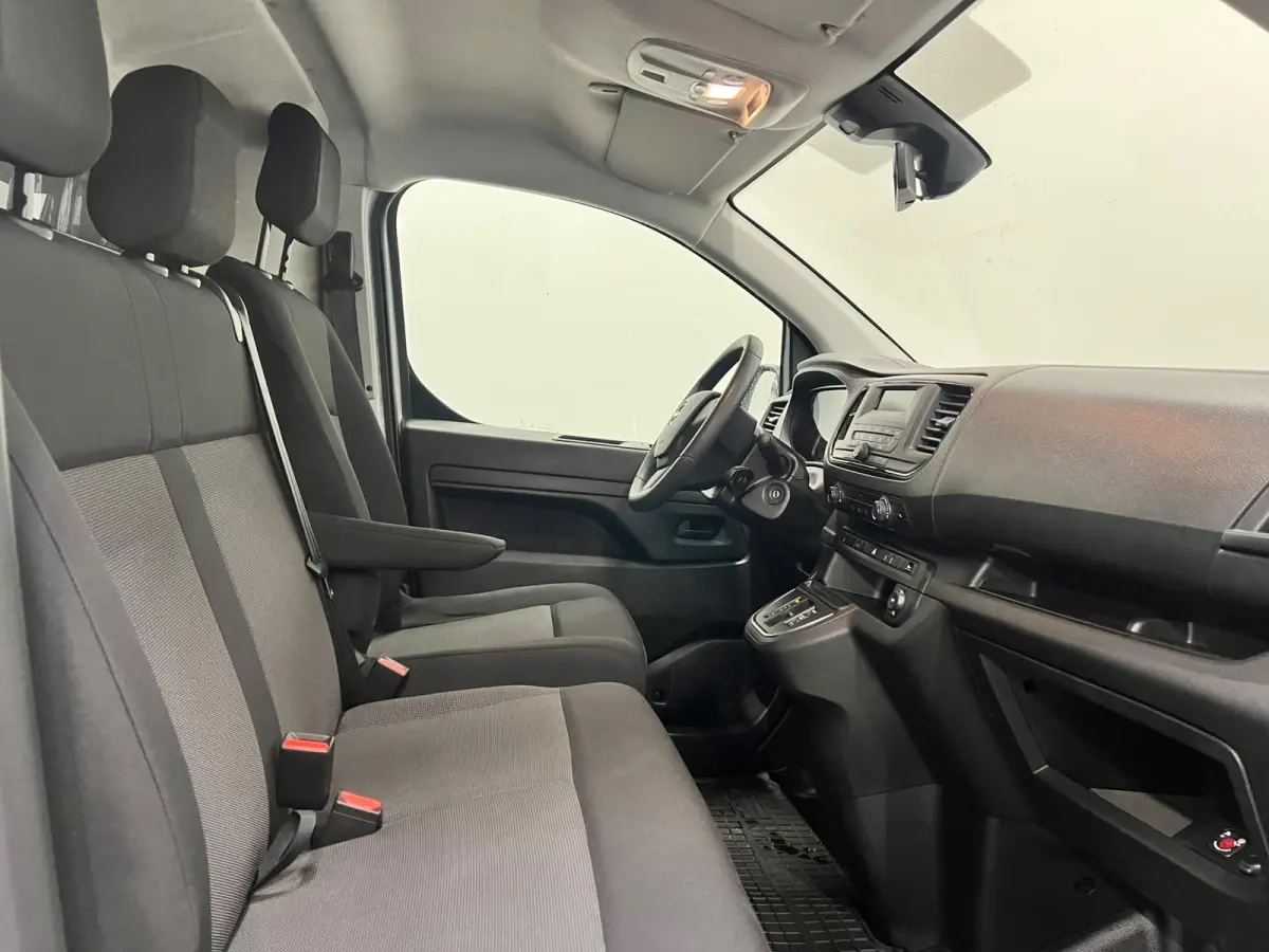 L3H1 Edition 50 kWh Navigatie Apple Carplay Parkeersensoren Cruise Control Airco