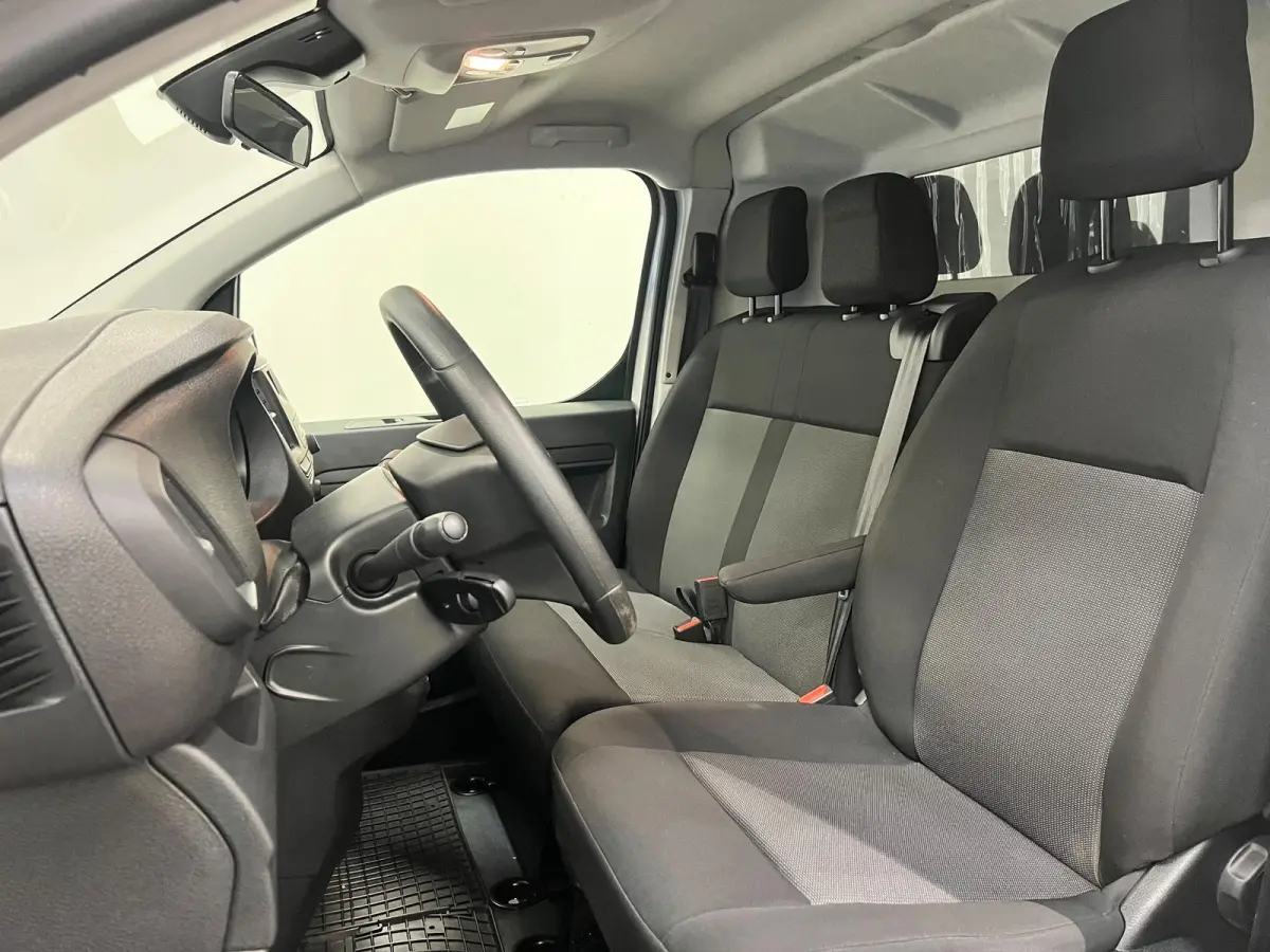 L3H1 Edition 50 kWh Navigatie Apple Carplay Parkeersensoren Cruise Control Airco