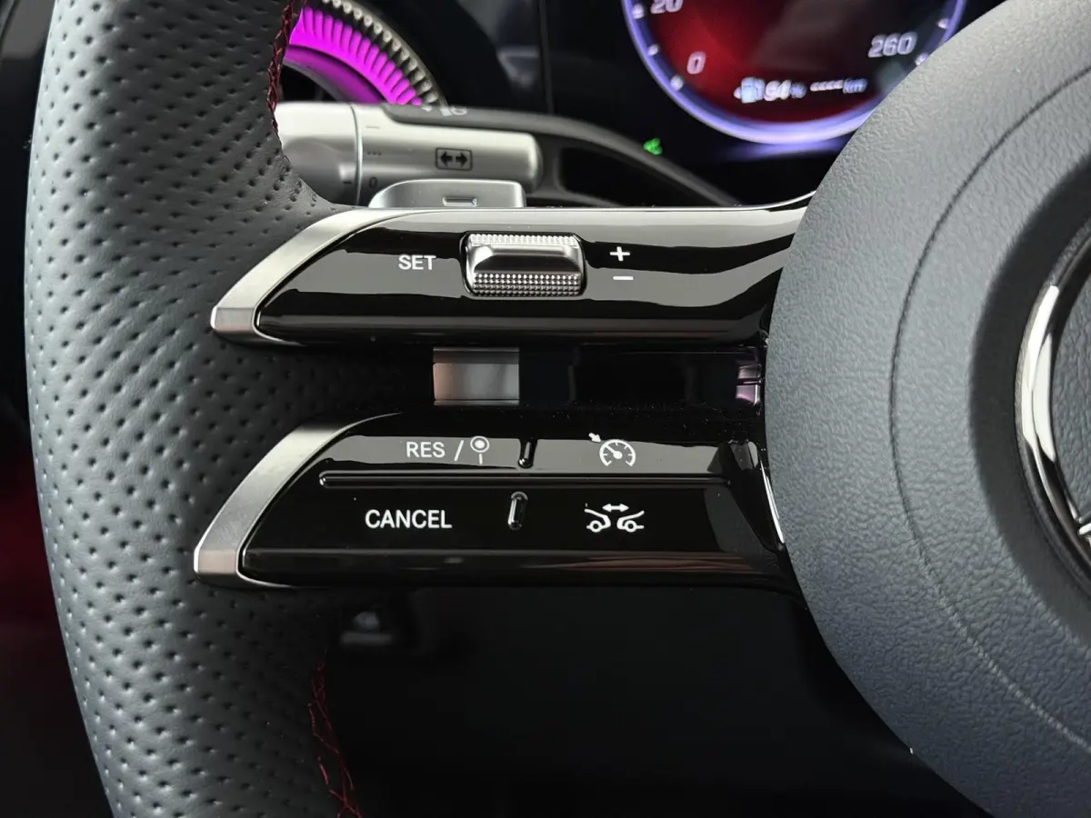 180 Business Solution AMG | Panoramadak | Trekhaak | Memory | Multibeam LED | 19"LM velgen | Parkeercamera |