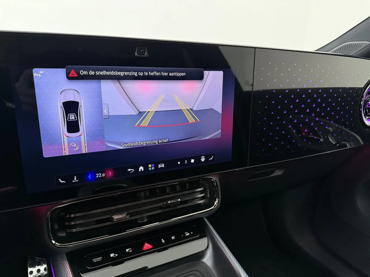 180 Business Solution AMG | Panoramadak | Trekhaak | Memory | Multibeam LED | 19"LM velgen | Parkeercamera |
