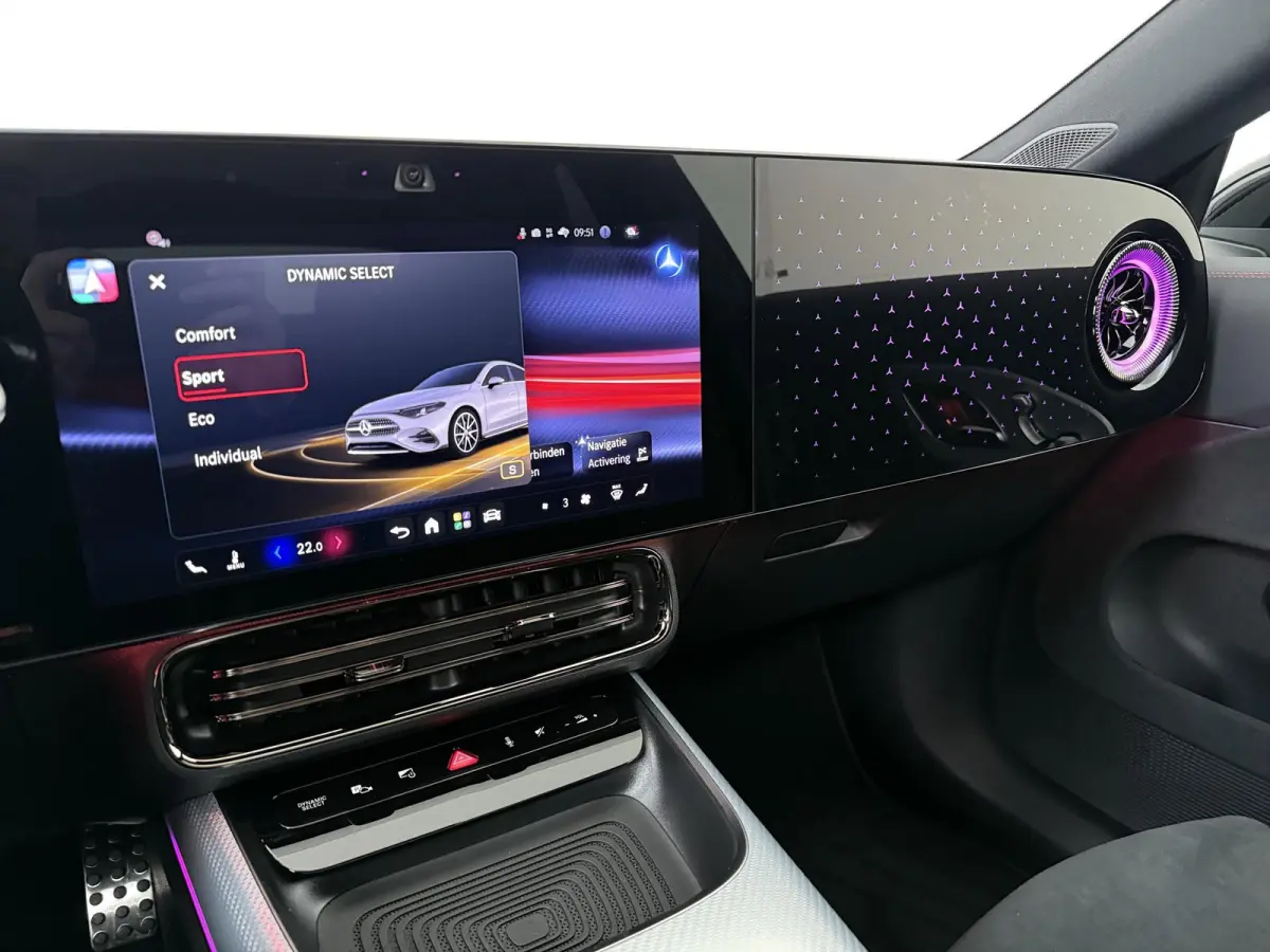180 Business Solution AMG | Panoramadak | Trekhaak | Memory | Multibeam LED | 19"LM velgen | Parkeercamera |