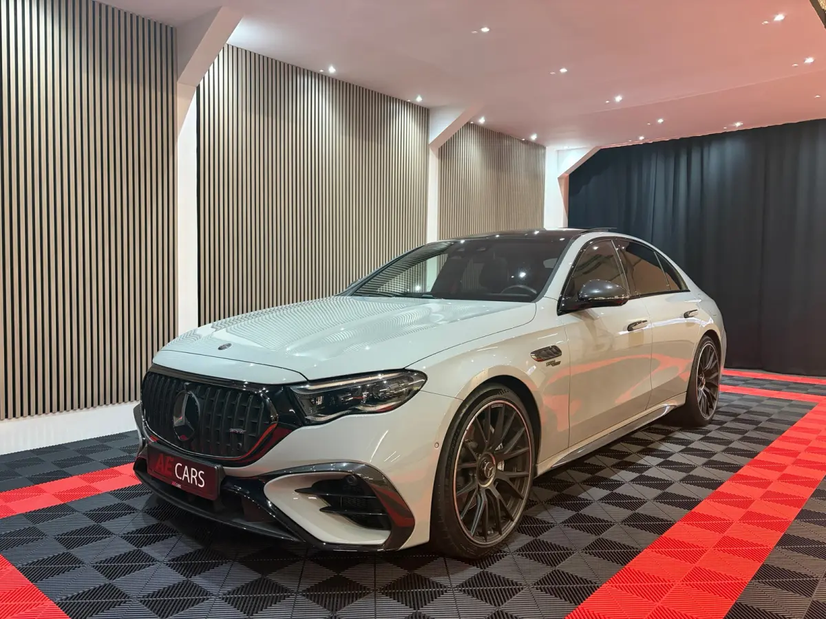 AMG 53 4MATIC+ Edition 1 Carbon////