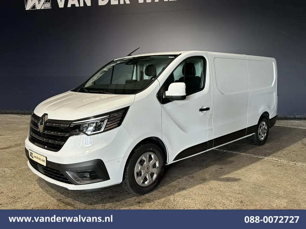 2.0 BluedCi 150pk L2H1 Facelift SPORT Euro6 Airco | Navigatie | Camera | LED | Trekhaak Cruisecontrol, Parkeersensoren, Bijrijdersbank