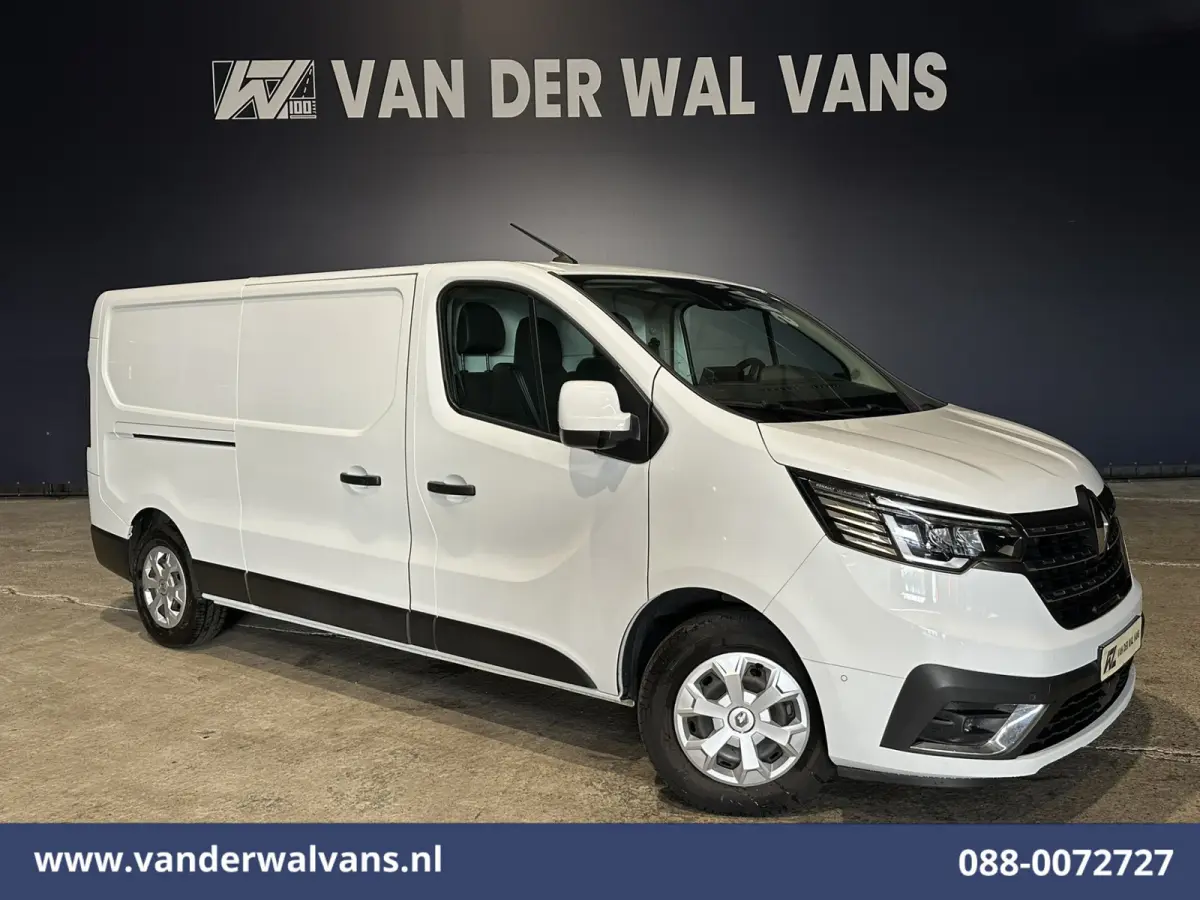 2.0 BluedCi 150pk L2H1 Facelift SPORT Euro6 Airco | Navigatie | Camera | LED | Trekhaak Cruisecontrol, Parkeersensoren, Bijrijdersbank