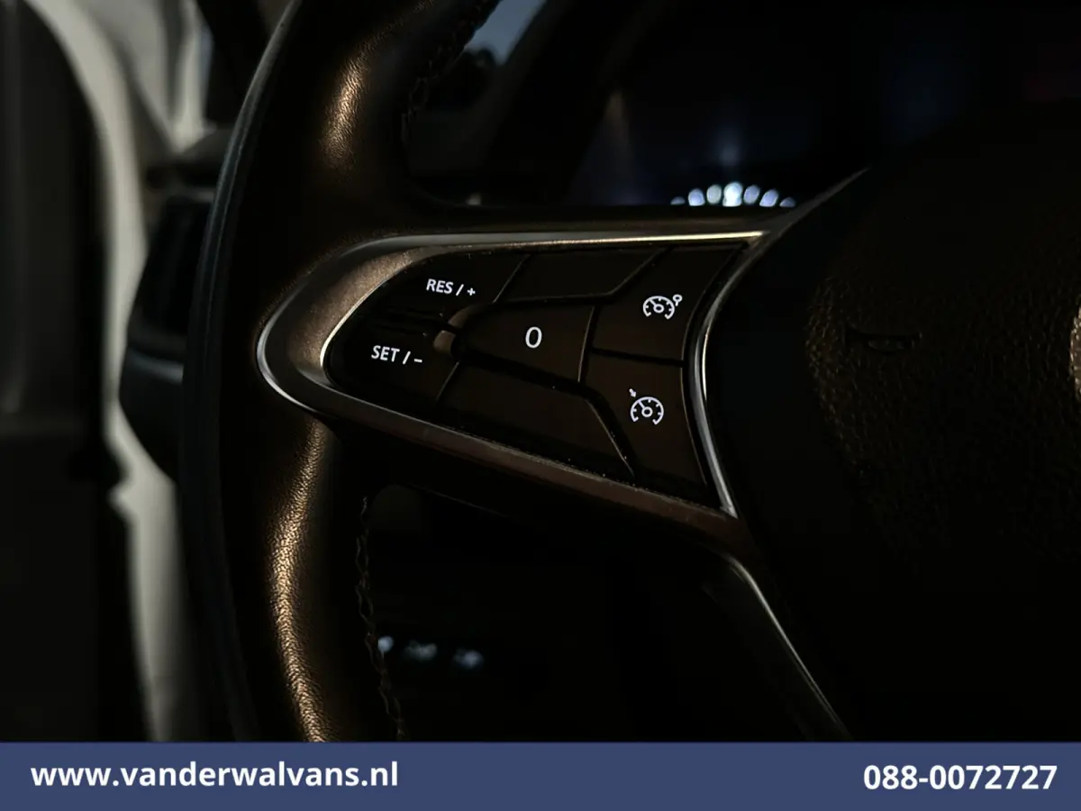 2.0 BluedCi 150pk L2H1 Facelift SPORT Euro6 Airco | Navigatie | Camera | LED | Trekhaak Cruisecontrol, Parkeersensoren, Bijrijdersbank