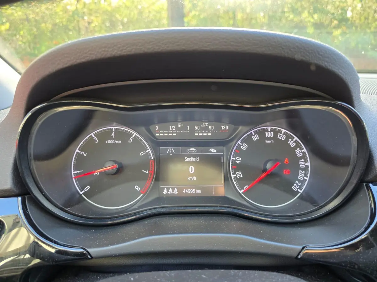 1.0 Turbo 120 Jaar Edition | SLECHTS 44.995 KM | 1E EIGENAAR | CAMERA | NAVI |