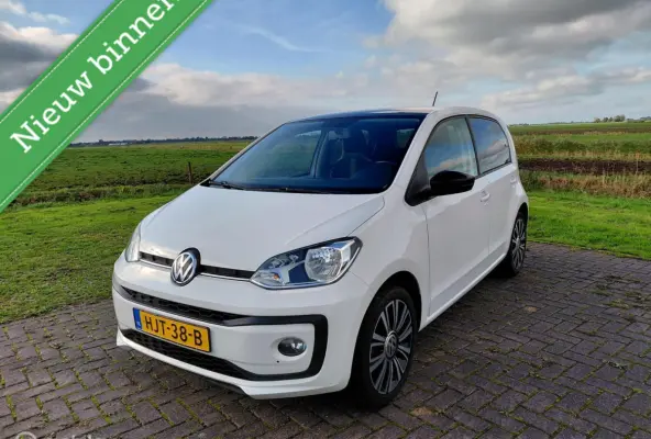 Up! 1.0 R-Line Exterieur en interieur