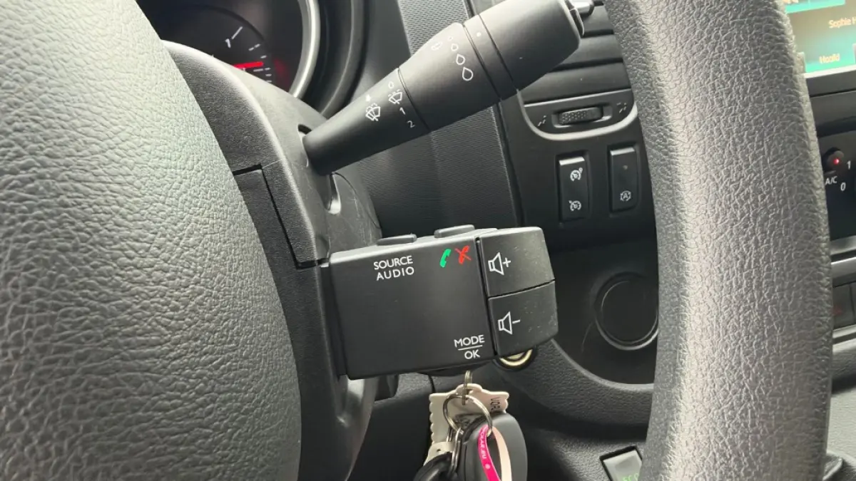 1.6 DCI 70KW 95PK EURO 6 AIRCO/ CRUISE CONTROL/ NAVIGATIE/ TREKHAAK/ 100% DEALERONDERHOUDEN