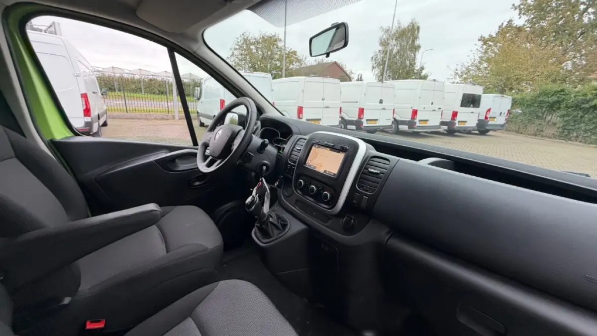 1.6 DCI 70KW 95PK EURO 6 AIRCO/ CRUISE CONTROL/ NAVIGATIE/ TREKHAAK/ 100% DEALERONDERHOUDEN