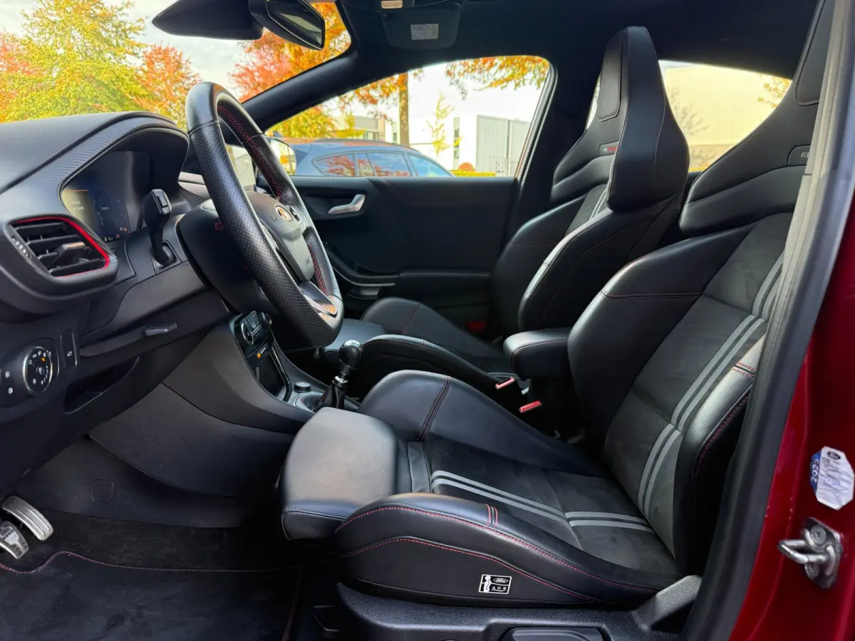 1.5 EcoBoost ST-X Perfor. pack, Navi, B&O, BLIS, Winter, Elk klep, etc. etc.