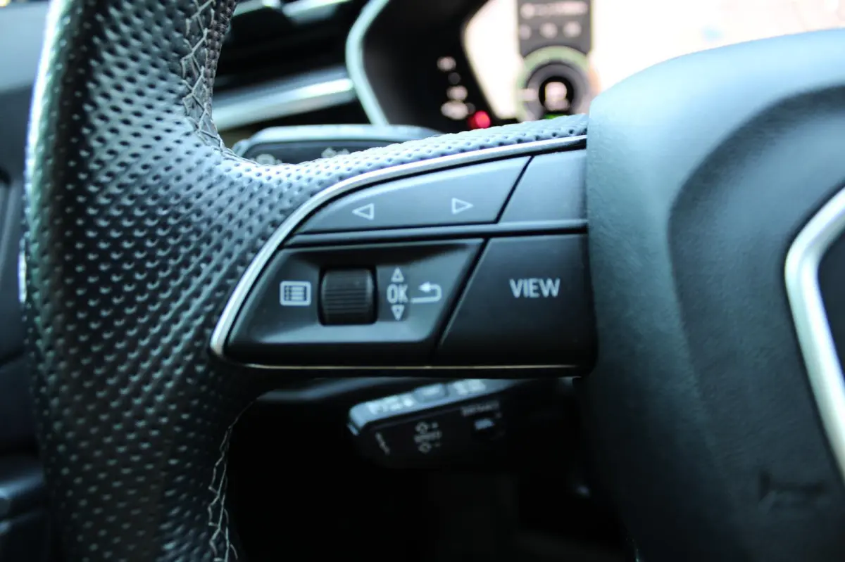 45 TFSI e S EDITION | S- LINE | PANO | CAMERA | LED-MATRIX | TREKHAAK | 20" | SFEERVERLICHTING | AUDI BLACK OPTIK